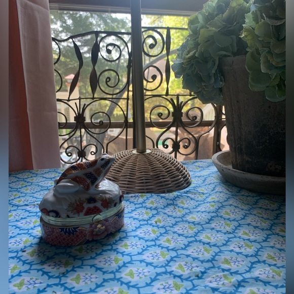 FIRM PRICE IMARI STYLE FROG TRINKET BOX - Picture 14 of 14